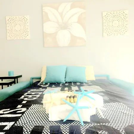 Apartment Rez De Jardin Port Santa Lucia